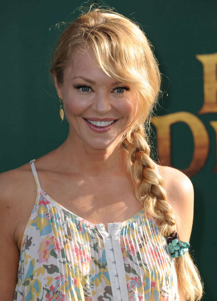 Charlotte Ross Petes Dragon Premiere Hollywood