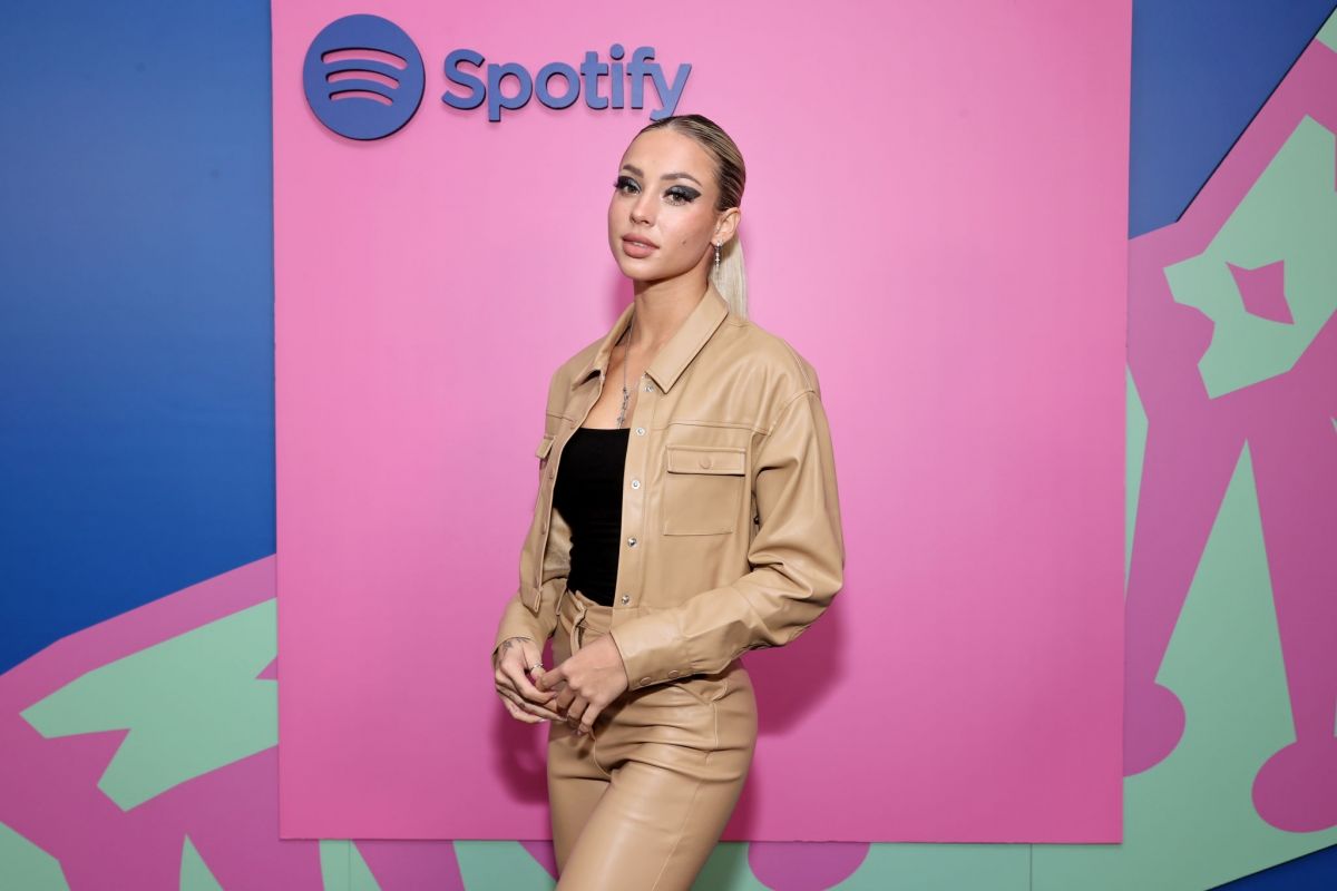 Charly Jordan Spotify S Totally Normal Party For 2021 Los Angeles