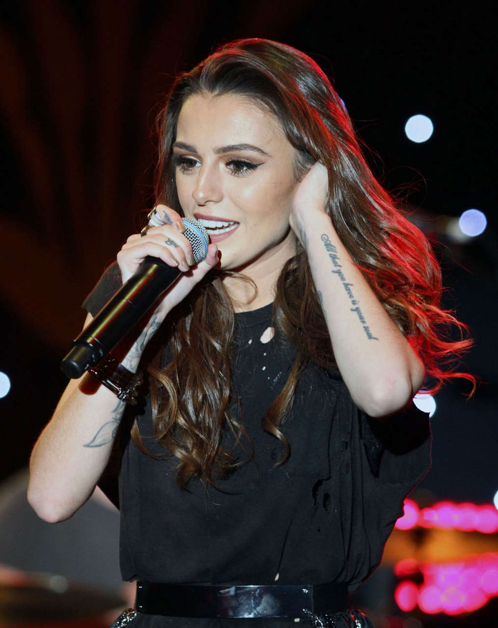 Cher Lloyd Performs Groves Summer Concert Los Angeles