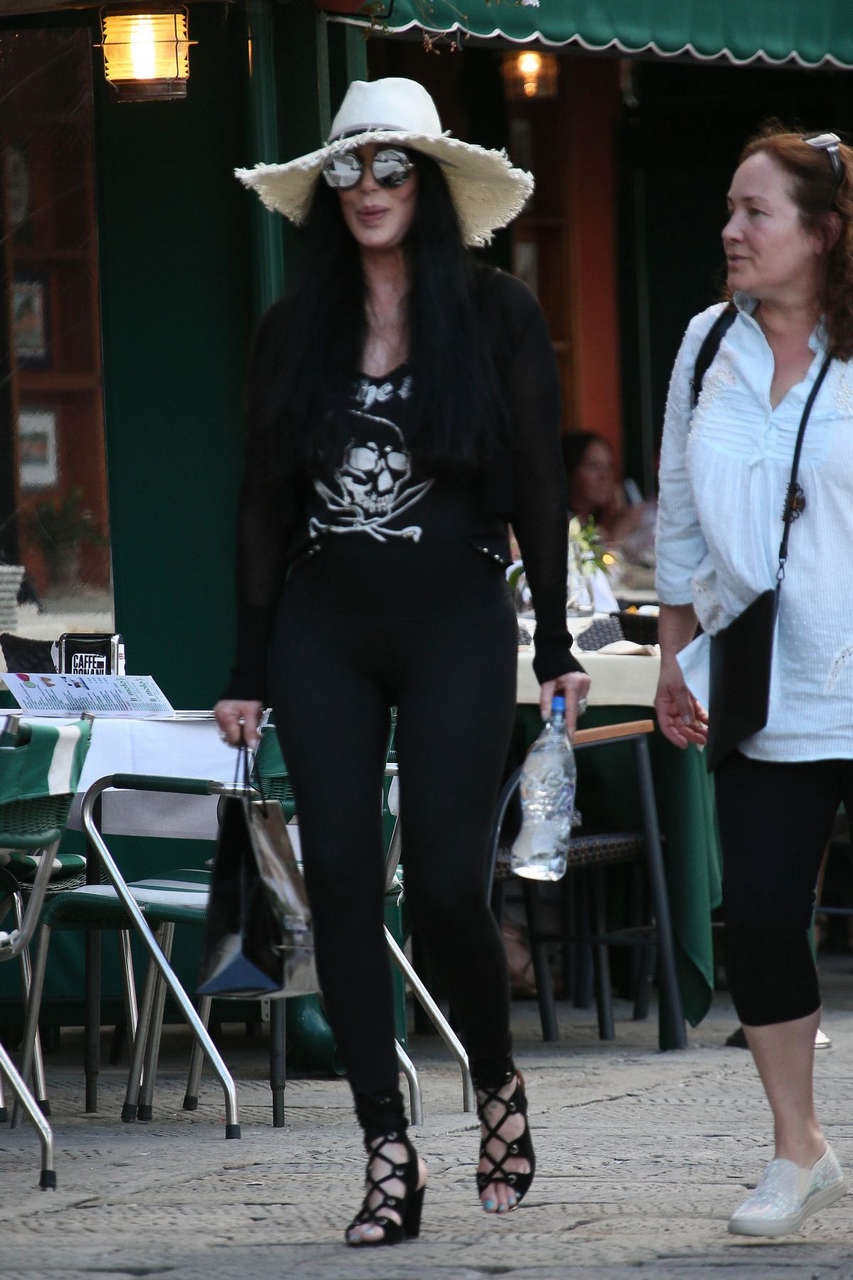 Cher Out With Her Friends Portofino
