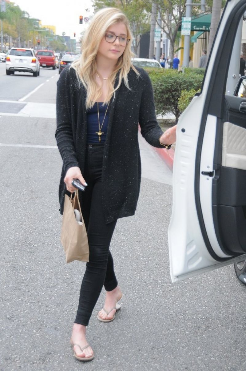Chloe Moretz Out About Beverly Hills 1
