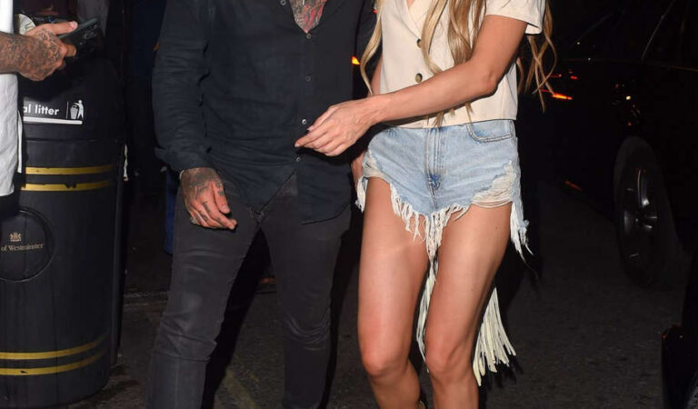 Chloe Sims Night Out Mayfair (10 photos)