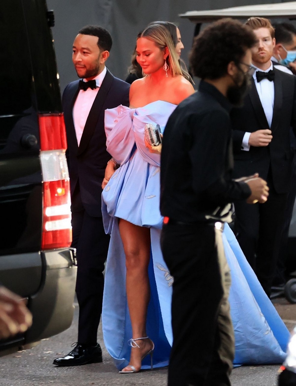 Chrissy Teigen John Legend Arrives Simon Huck S Wedding Bel Air Hotel