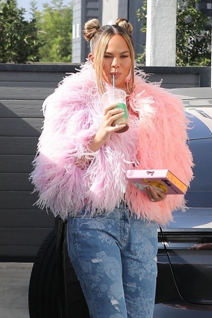 Chrissy Teigen Pink Feathered Sweater Denim Out Los Angeles