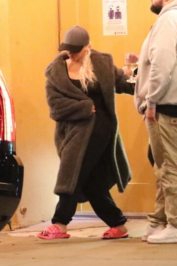 Christina Aguilera Leaves Osteria Mozza Los Angeles