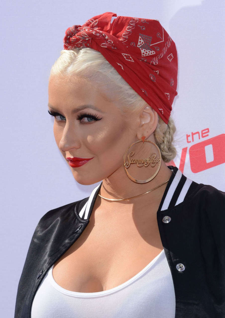 Christina Aguilera Voice Karaoke For Charity West Hollywood