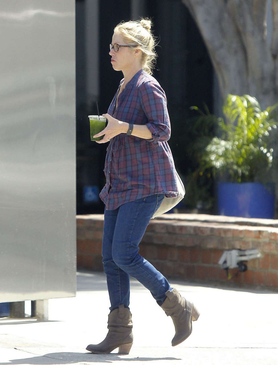 Christina Applegate Out For Lunch West Hollywood