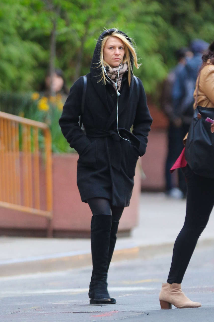 Claire Danes Out About New York