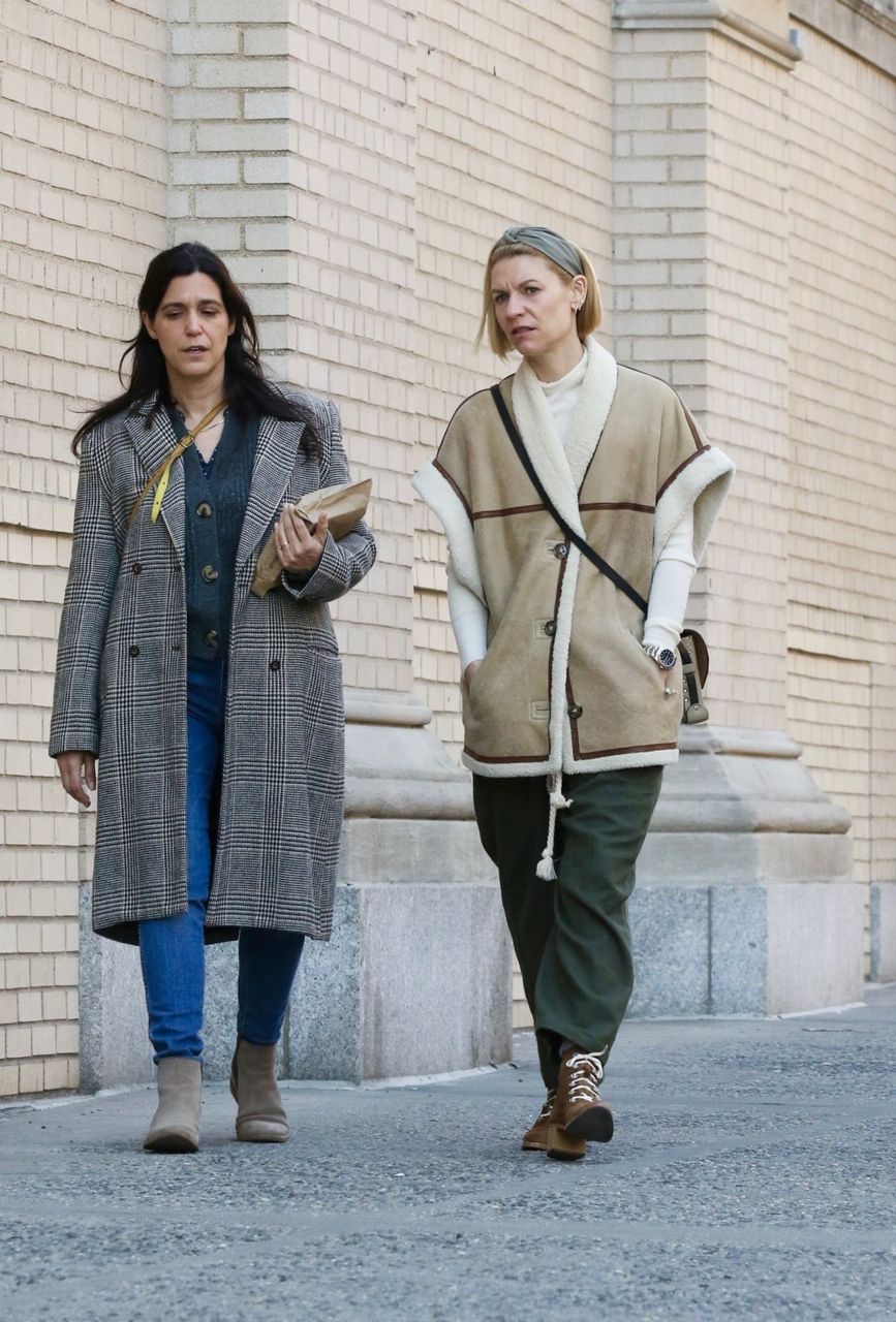 Claire Danes Out With Friend New York