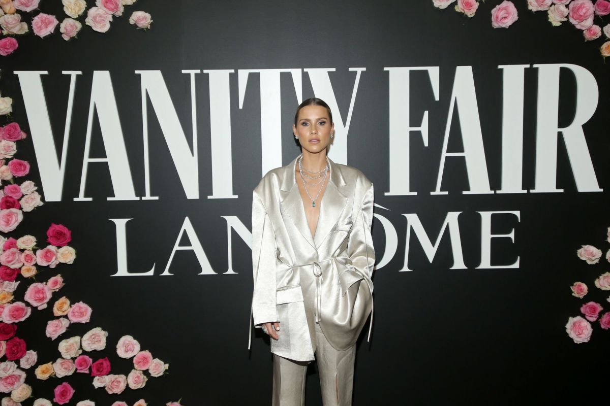 Claire Holt Vanity Fair And Lancome Celebrate Future Of Hollywood Los Angeles