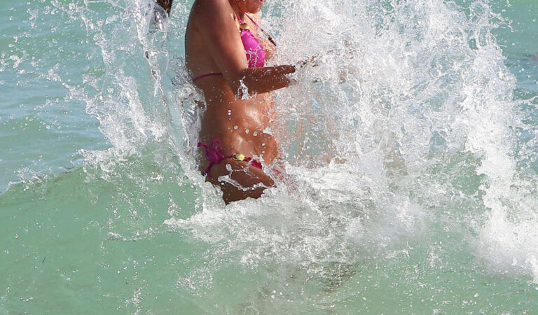 Claudia Galanti Pink Bikini Beach Miami (21 photos)