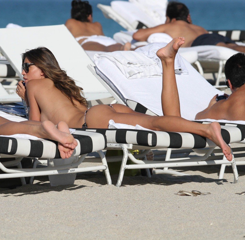 Claudia Galanti Sexy Topless