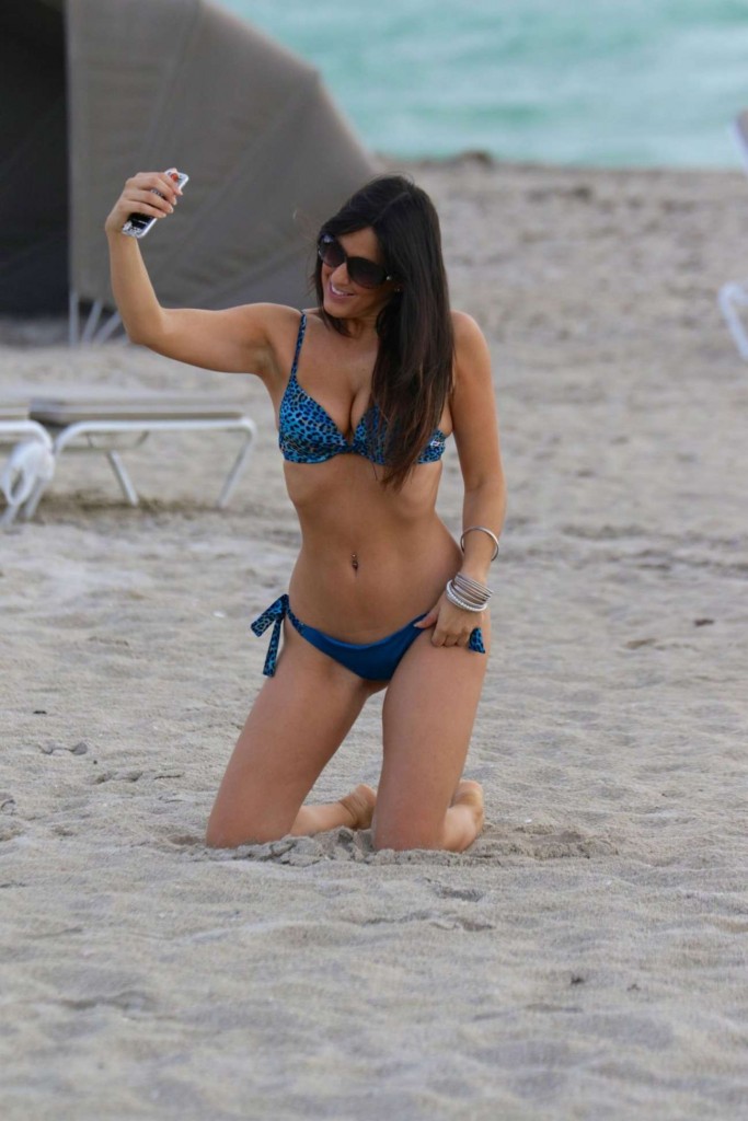 Claudia Romani Bikini