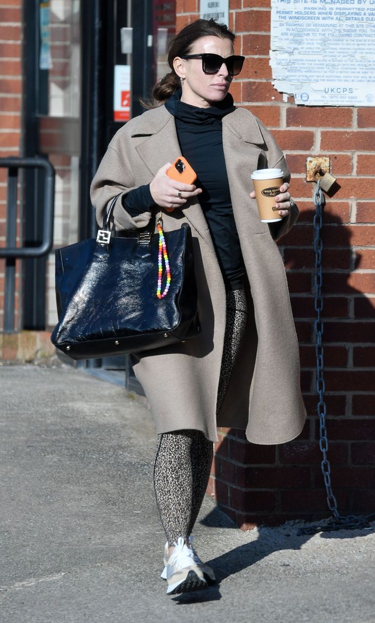 Coleen Rooney Out For Coffee Cheshire
