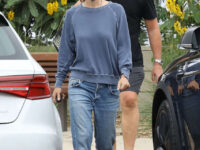 Courteney Cox Farmer Market Malibu