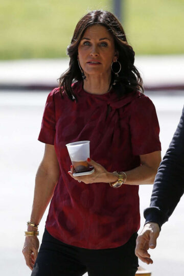 Courtney Cox Heading To How To Get Away With Murder Set Woodland Hills