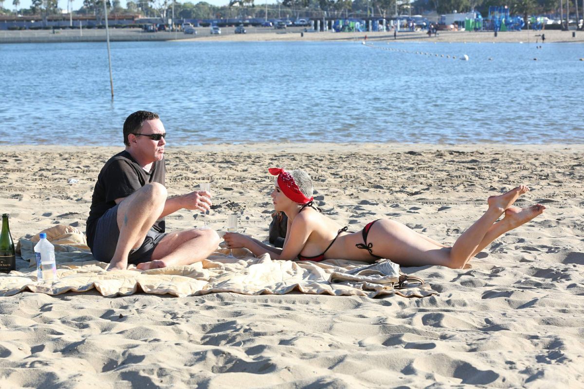 Courtney Stodden Bikini With Doug Hutchison Venice Beach