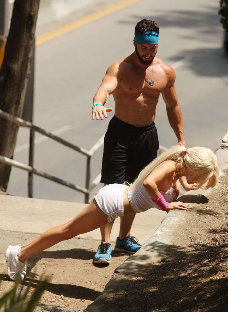 Courtney Stodden Workout Griffith Park Hollywood