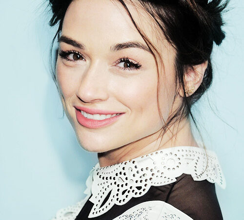 Crystal Reed Arrives At The Paley Center For (1 photo)