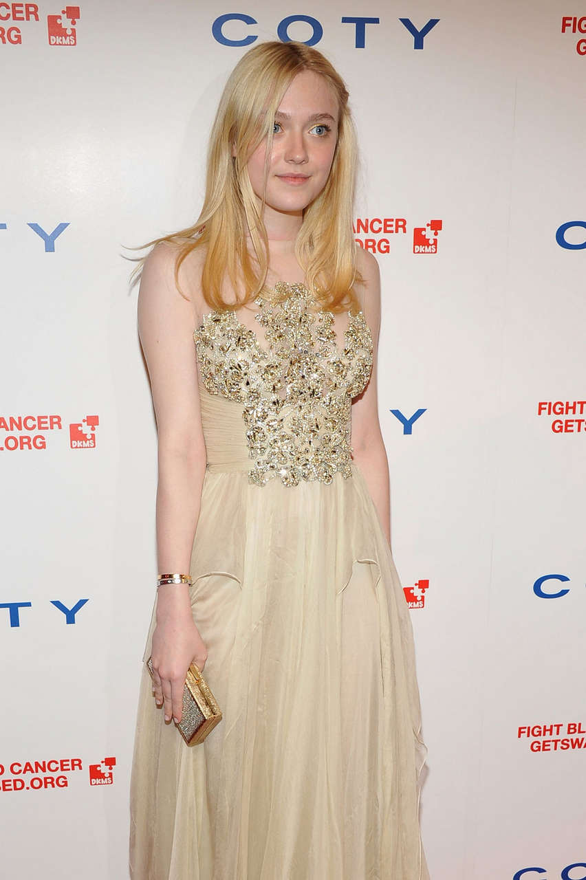 Dakota Fanning 6th Annual Dkms Linked Against Blood Cancer Gala New York
