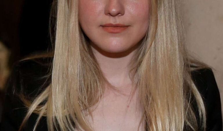 Dakota Fanning Repossi Los Angeles Dinner Chateau Marmont West Hollywood (12 photos)