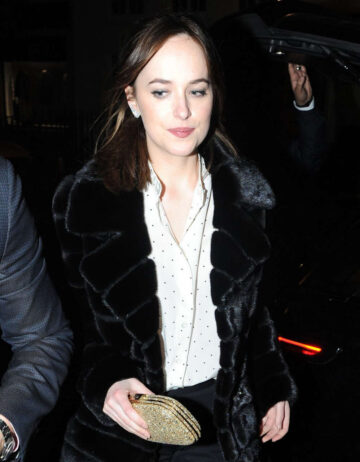 Dakota Johnson Arrives Her Hotel London