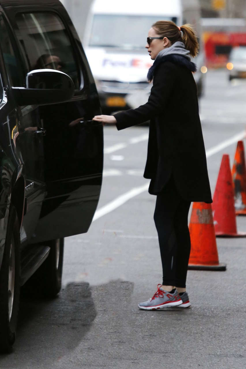 Dakota Johnson Heading To Gym New York