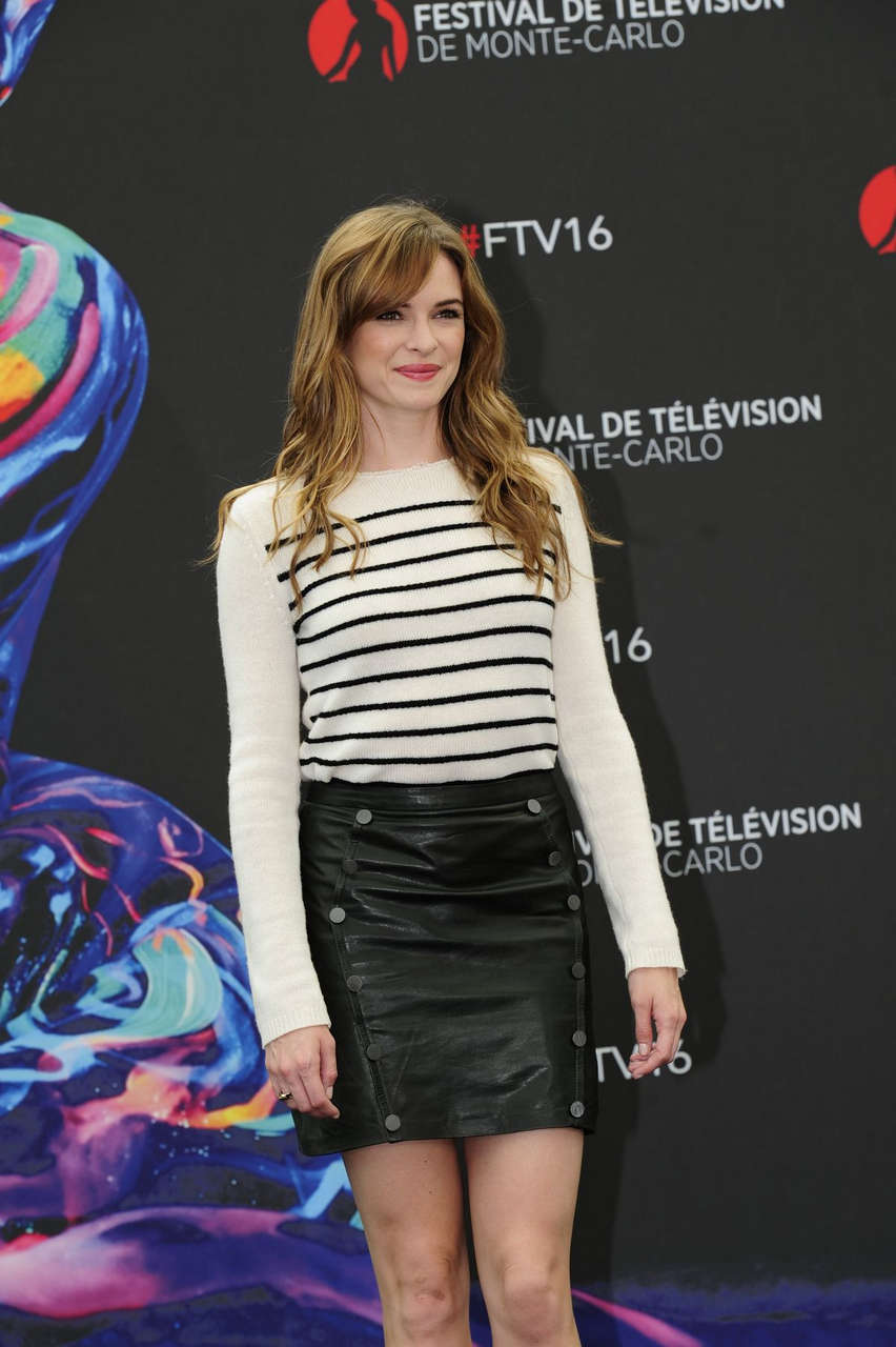 Danielle Panabaker Flash Photocall 56th Monte Carlo Television Festival