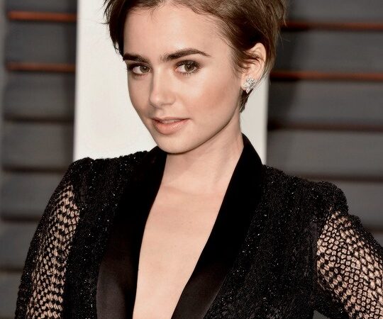 Daniels Gillies Lily Collins Attending The 2015 (1 photo)