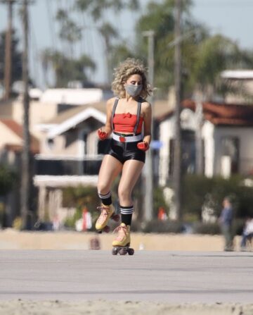 Della Saba Out Roller Skating Los Angeles