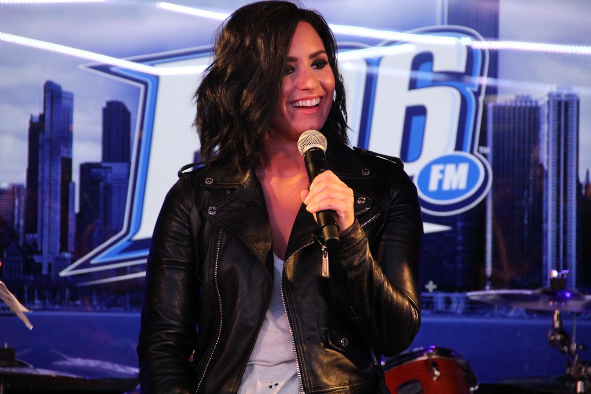 Demi Lovato B96 Interview Chicago