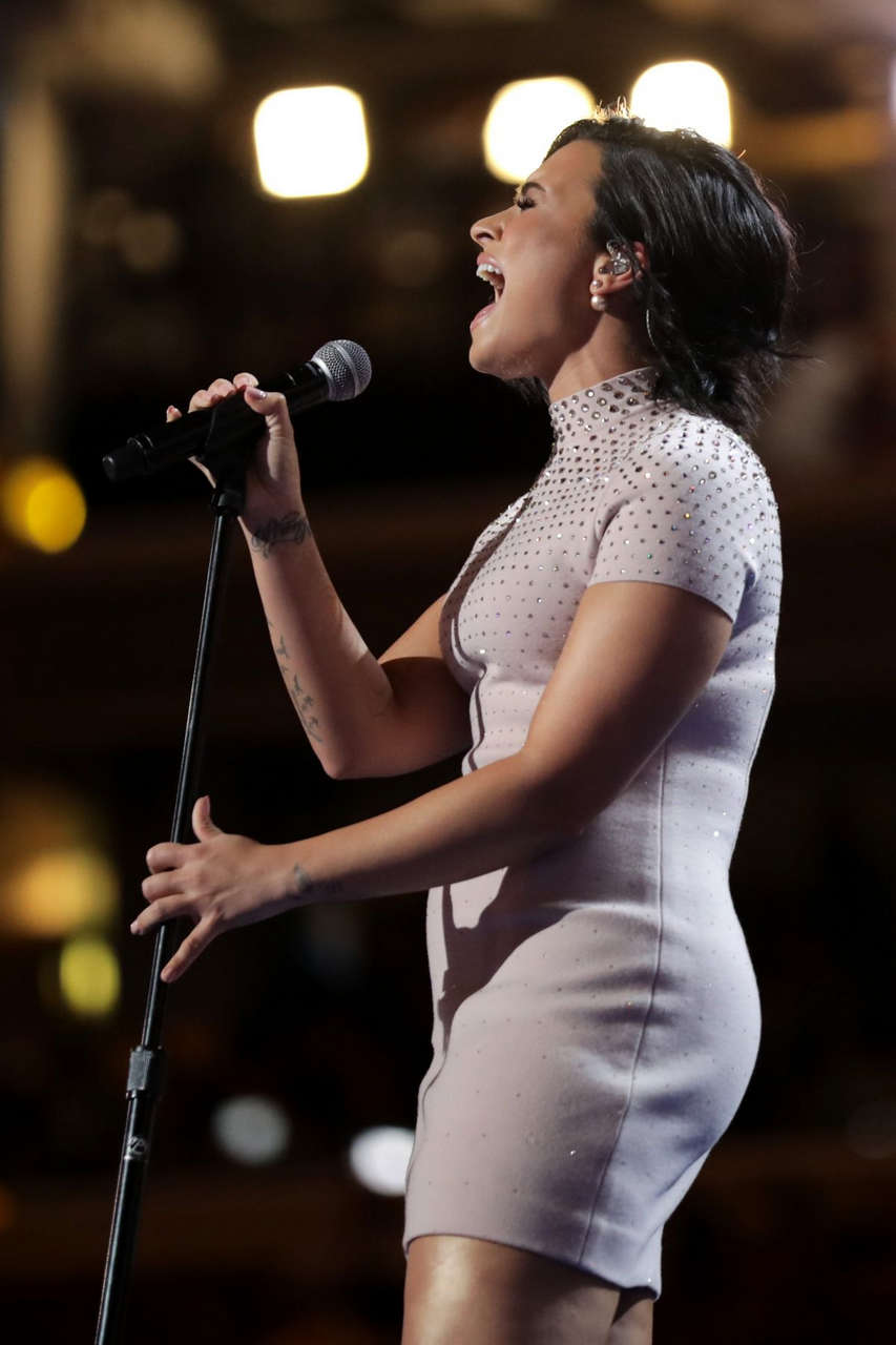 Demi Lovato Democratic National Convention Philadelphia