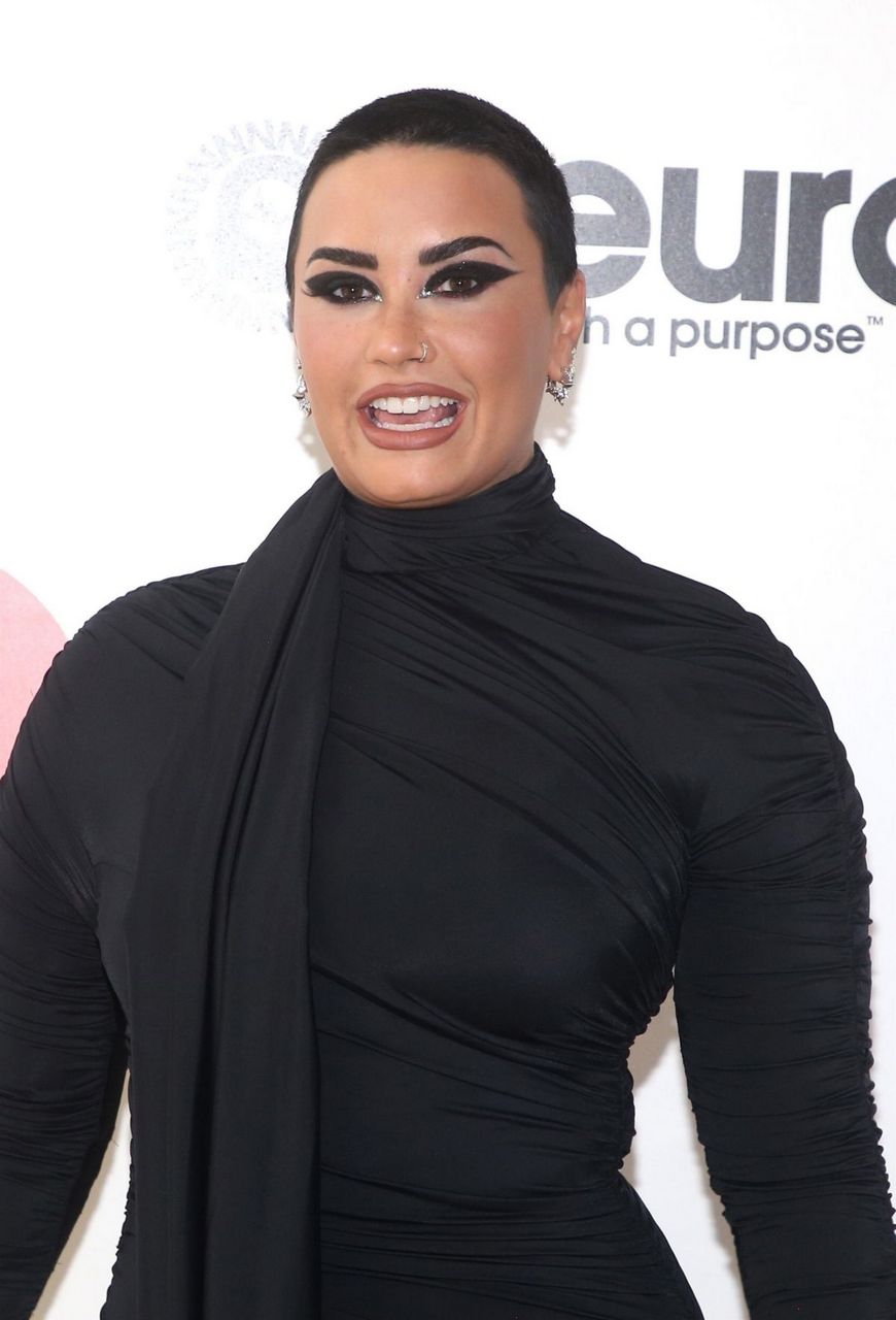 Demi Lovato Elton John Aids Foundation S 30th Annual Academy Awards Viewing Party West Hollywood