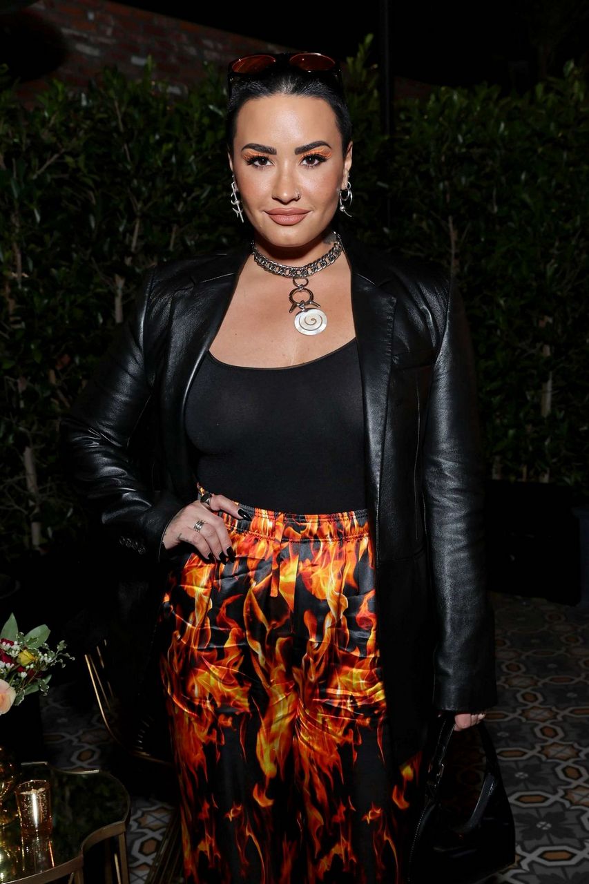 Demi Lovato Klutch Sports Group X Uta Dinner Los Angeles