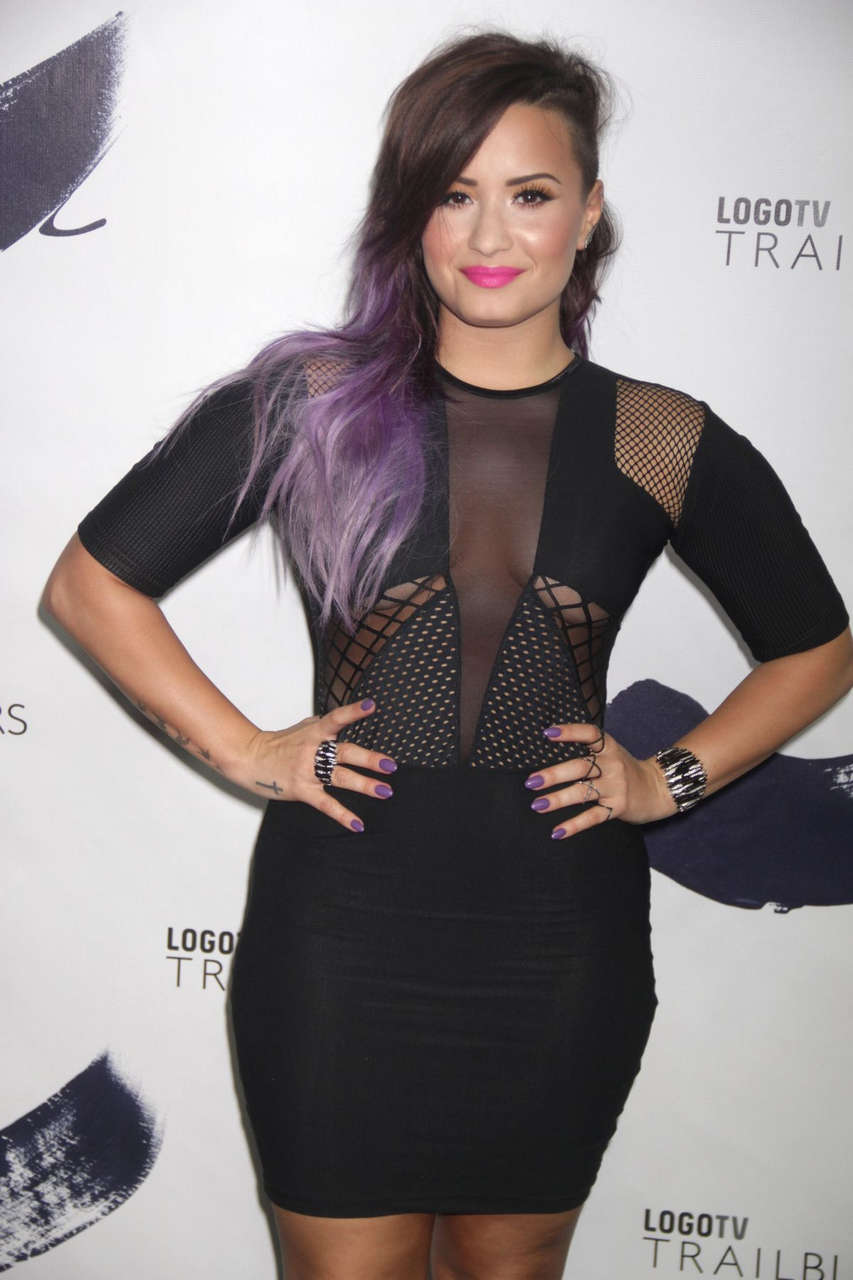 Demi Lovato Logo Tvs Trailblazers Event New York