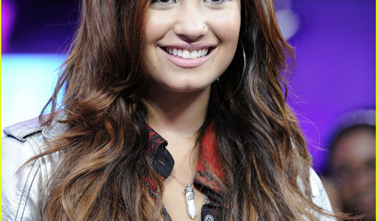 Demi Lovato Muchmusic (20 photos)