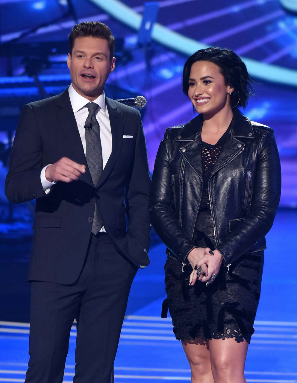 Demi Lovato Performs American Idol