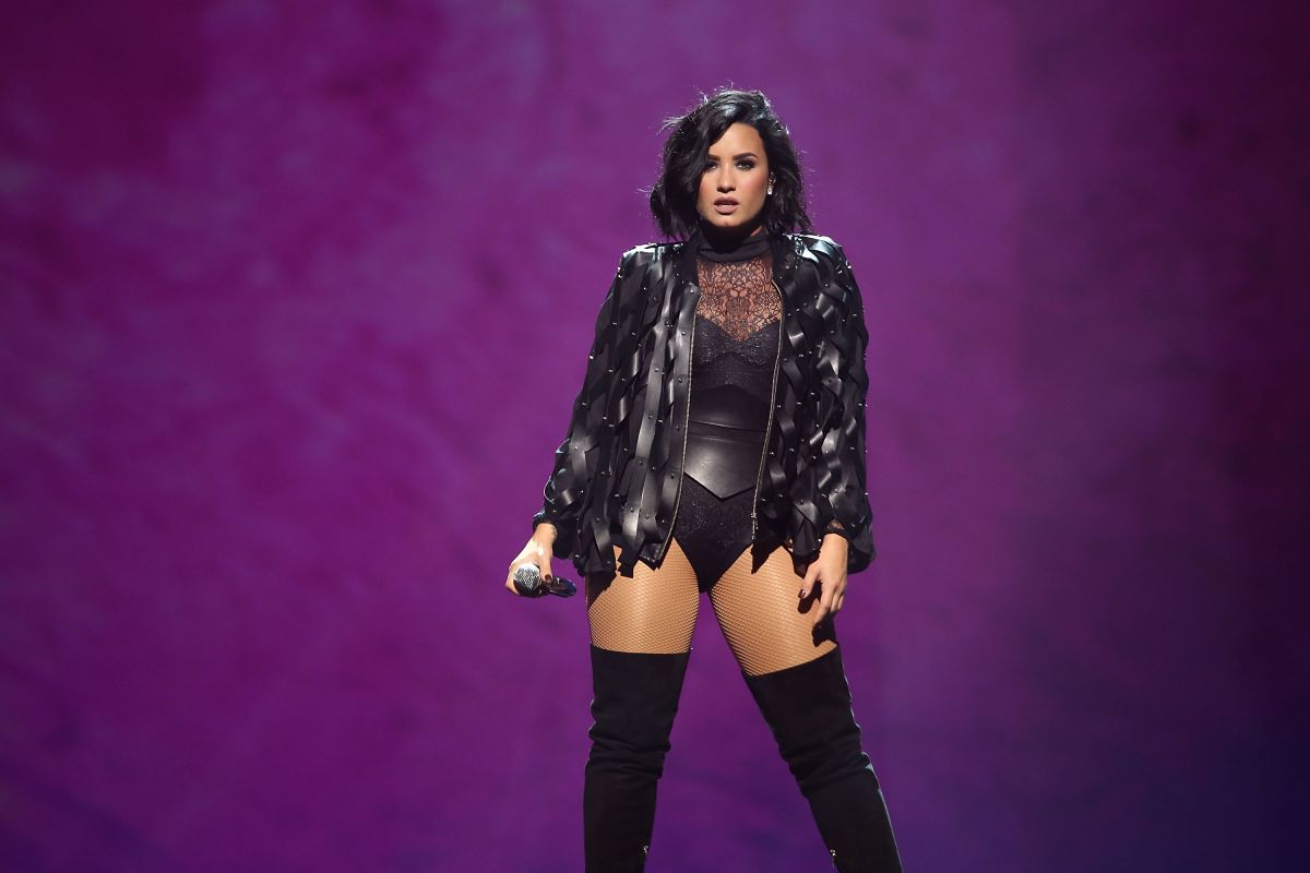 Demi Lovato Performs Concert Newark