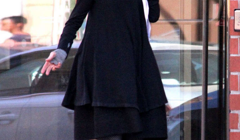 Diane Keaton Out About Beverly Hills (3 photos)
