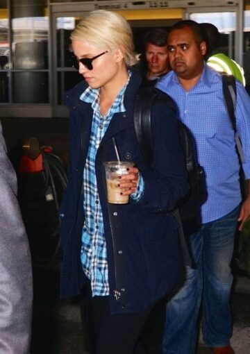 Dianna Agron Arrives Lax Airport Los Angeles