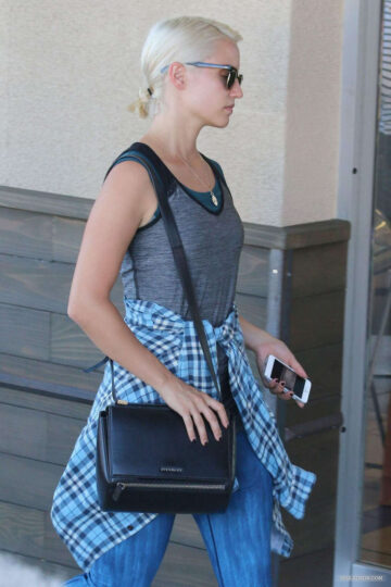 Dianna Agron Shopping Supermarket Los Angeles