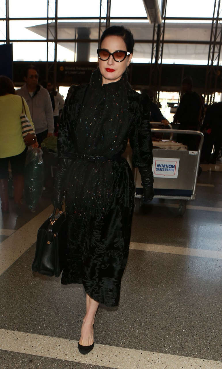 Dita Von Teese Arrives Lax Airport Los Angeles
