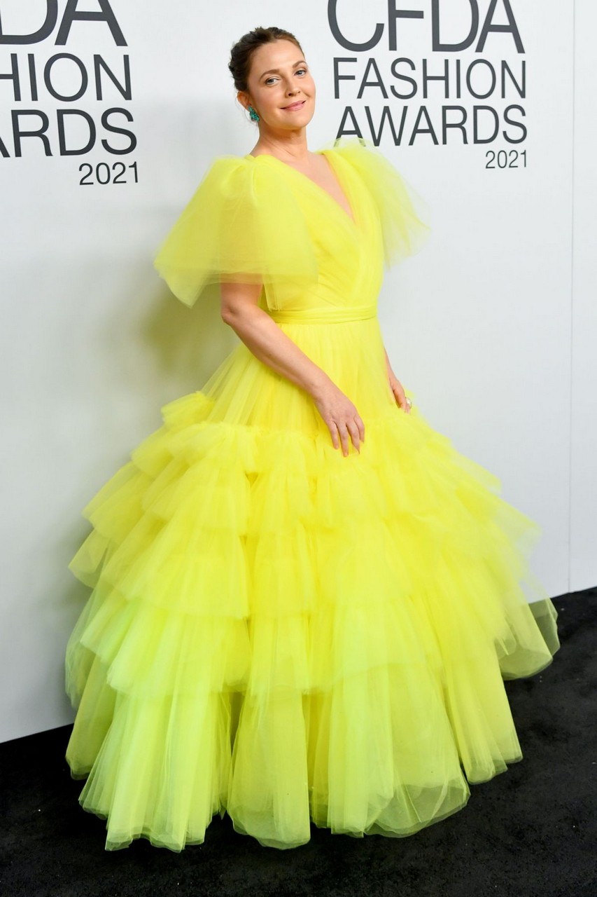 Drew Barrymore 2021 Cfda Fashion Awards Grill Room New York