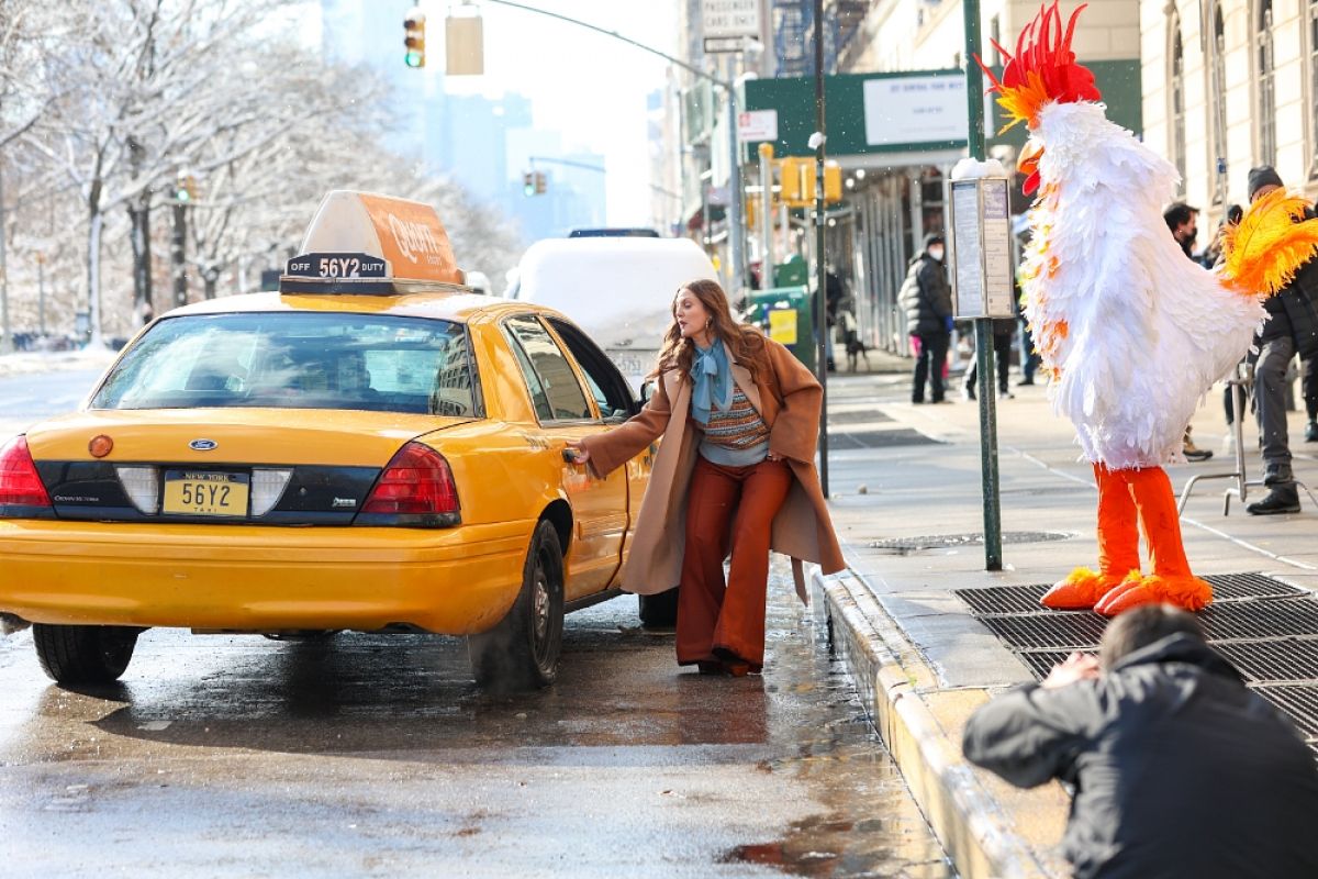 Drew Barrymore Out Filming New York