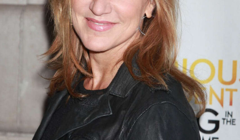 Edie Falco Curious Incident Dog Night Time Broadway Opening Night (6 photos)