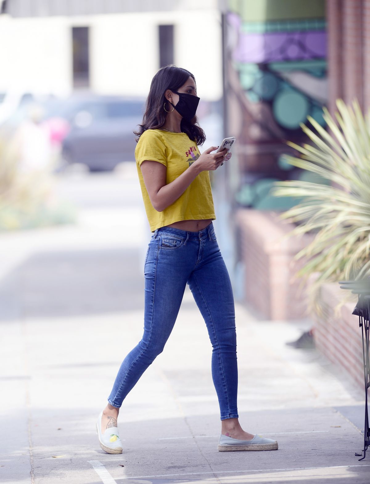 Eiza Gonzalez Out For Coffee Los Angeles