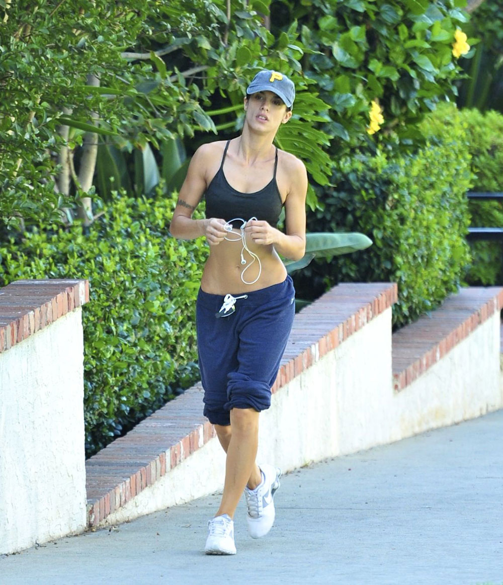 Elisabetta Canalis Jogging Los Angeles