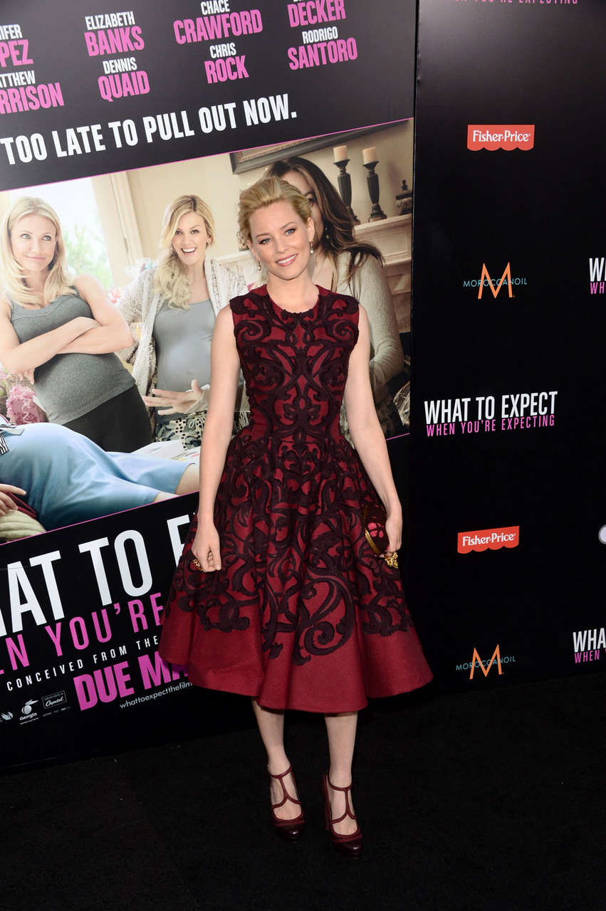 Elizabeth Banks What To Expect When Youre Expecting Premiere Los Angeles