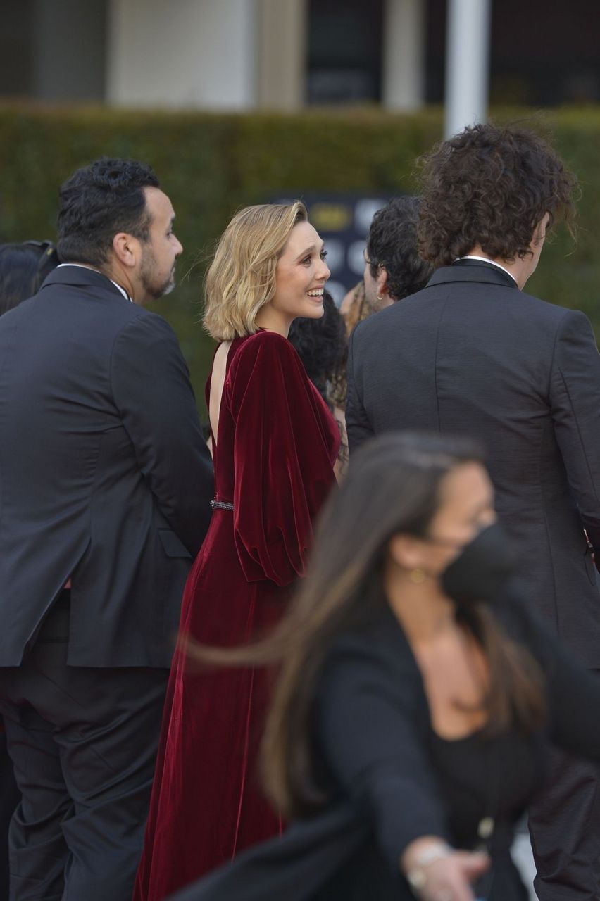 Elizabeth Olsen Arrives Critics Choice Awards Los Angeles