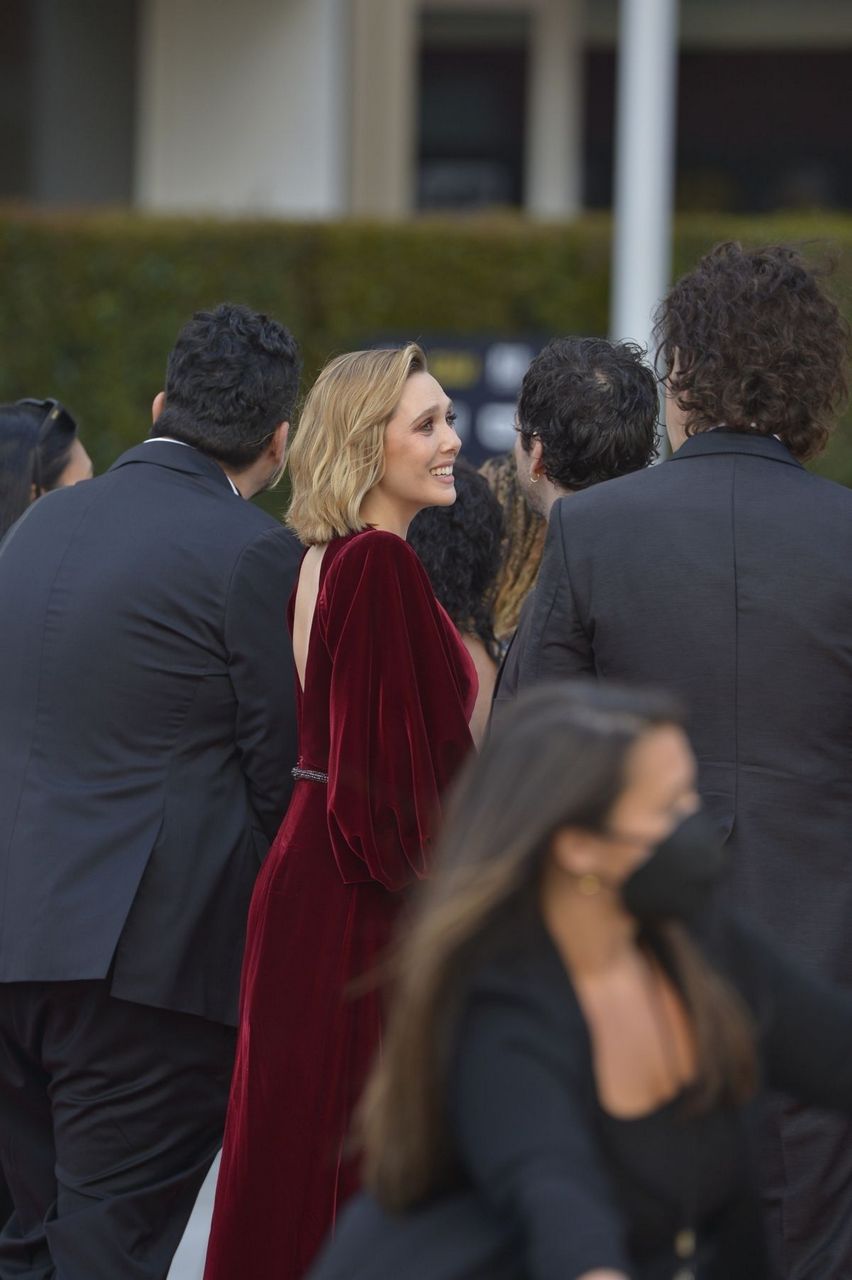 Elizabeth Olsen Arrives Critics Choice Awards Los Angeles